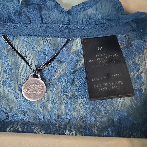 BKE Boutique Teal Semi-Sheer Button Down V-Neck Lace Blouse Top Size Medium - Picture 3 of 5